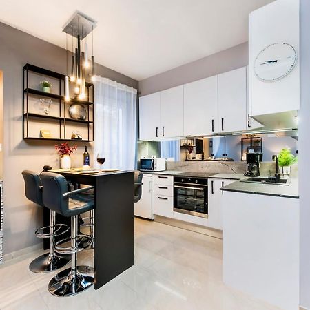 Bella Campagna - Luxury Two Bedroom Apartment Rovinj Exterior photo