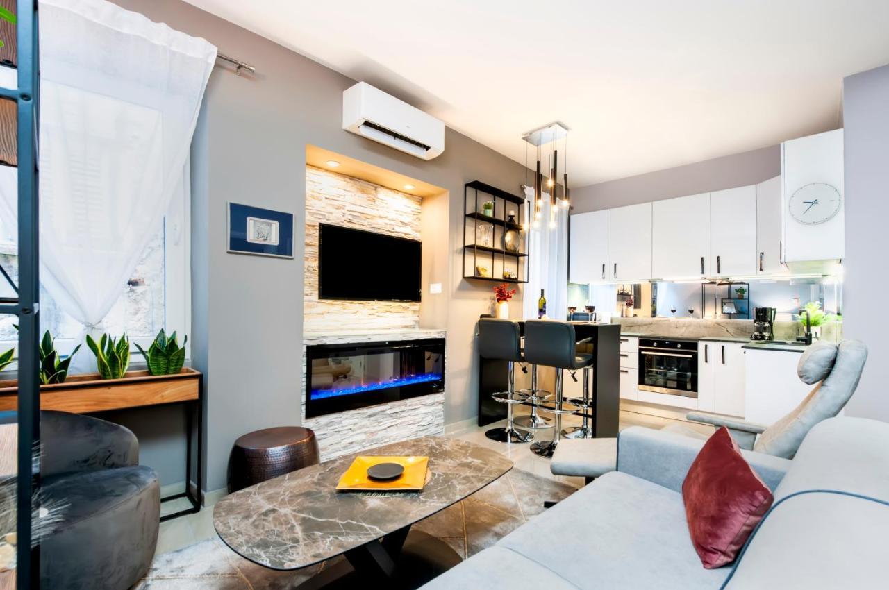 Bella Campagna - Luxury Two Bedroom Apartment Rovinj Exterior photo